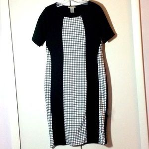 Ultra Teeze Black and White Color Block Dress NWOT